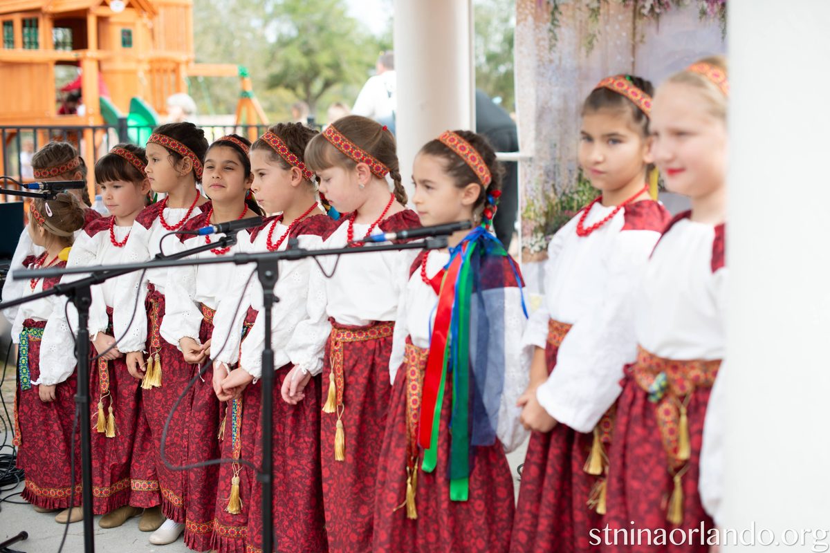 Balalaika & Choir: The Sound of the Slavic Soul