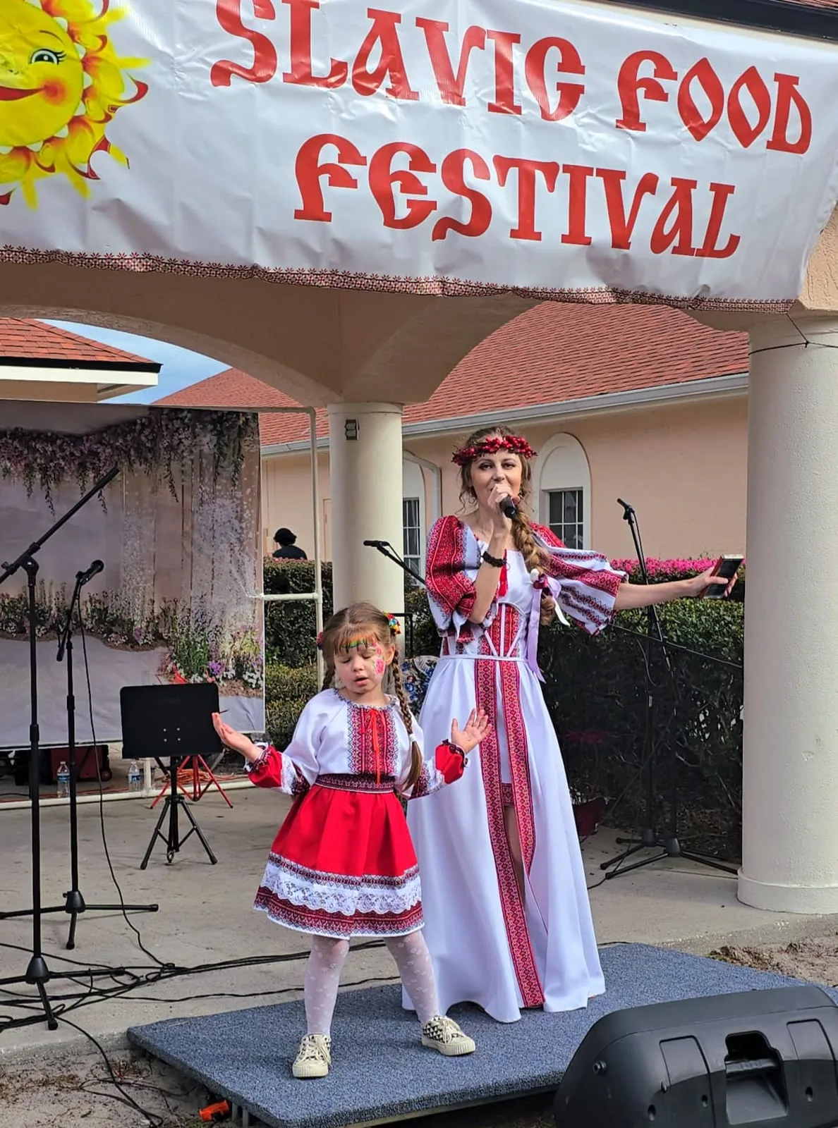 Elina Deyev with her mother at the Slavic Food Festival